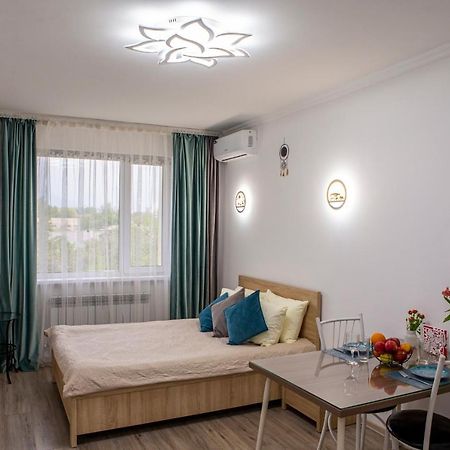 Уютная Студия С Видом На Горы Almaty Ngoại thất bức ảnh