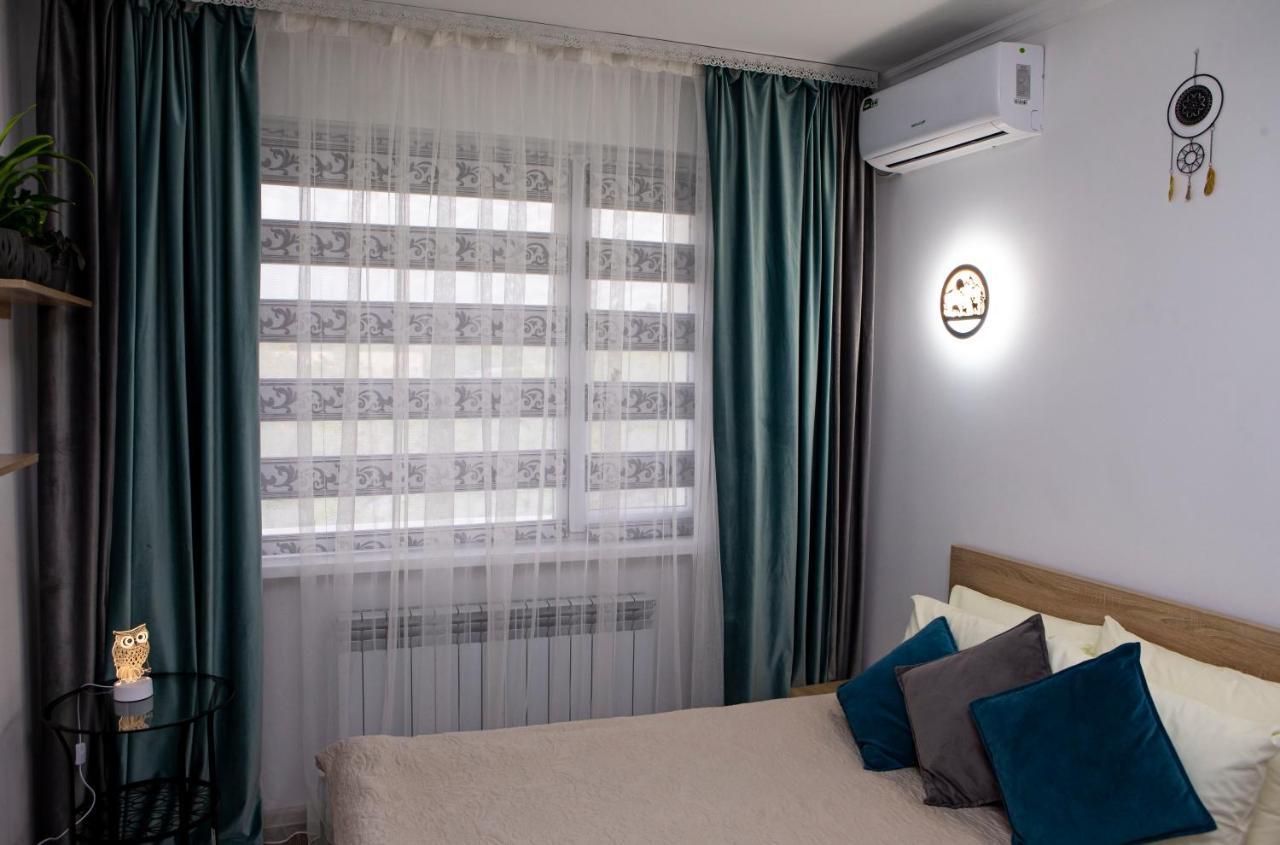 Уютная Студия С Видом На Горы Almaty Ngoại thất bức ảnh