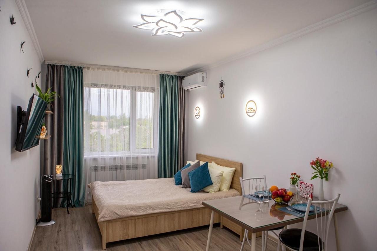 Уютная Студия С Видом На Горы Almaty Ngoại thất bức ảnh